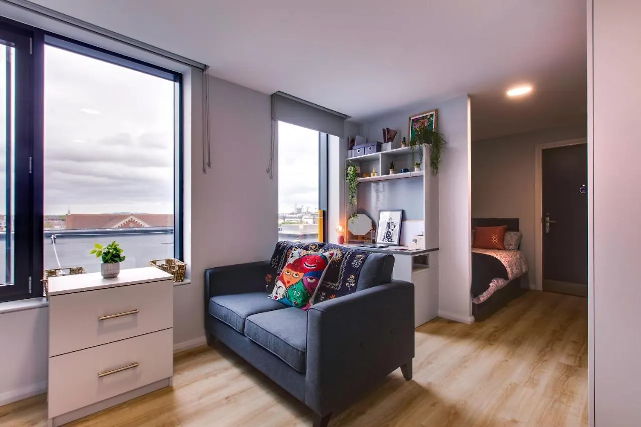 Yugo Explore - Kavanagh Court Dublin Apartment